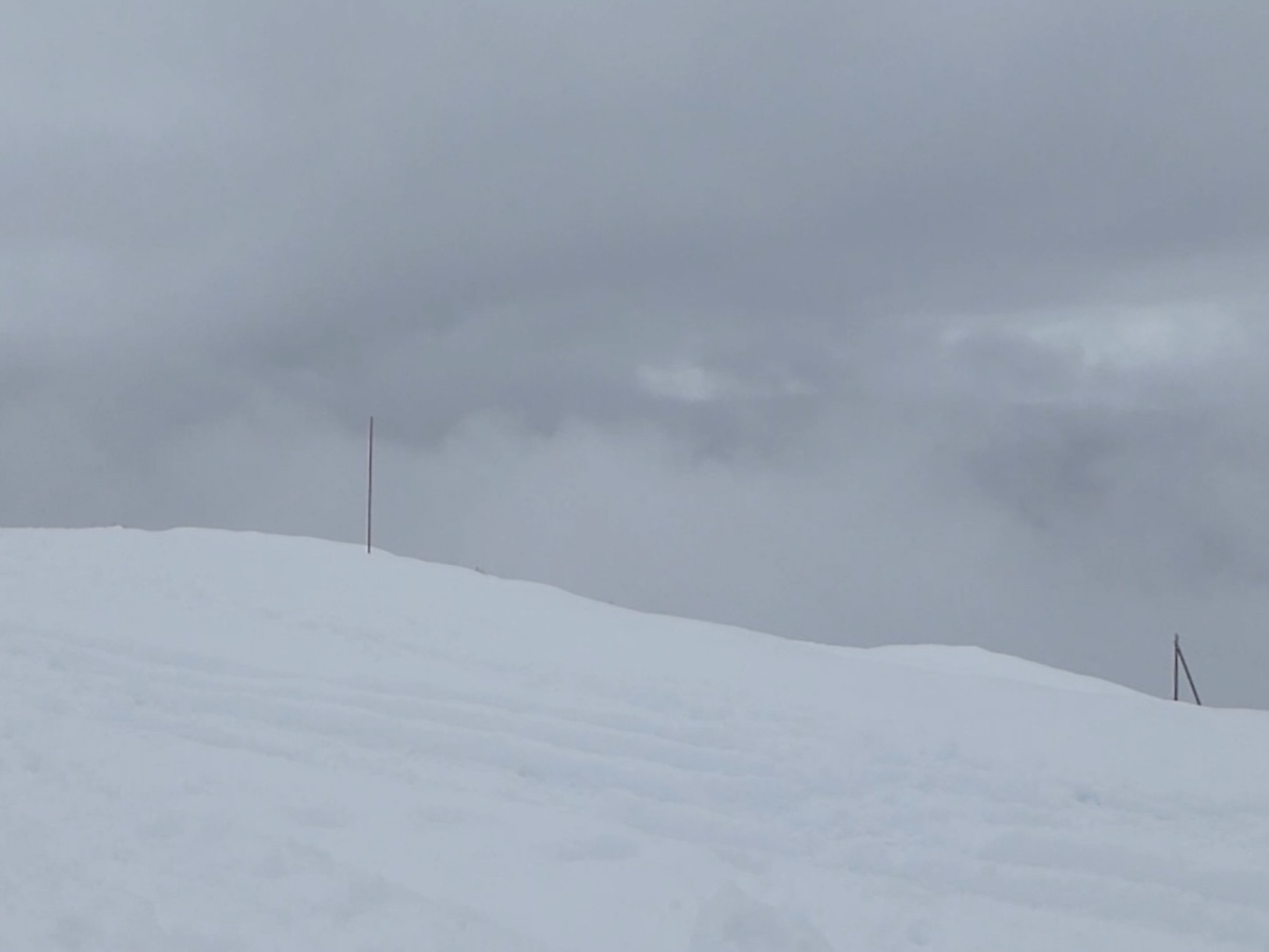 Mist: A video lmed in Val d'Anniviers, Switzerland, as clouds settled over and obscured the
                        mountains.